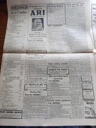 Cumhuriyet Gazetesi - 21 Eylül 1949 - sterlin düşünce Cumhuriyet Başmakale - sterlinin paramızla değeri 11, 34 iken 7,84 oldu - Üç memleket daha paralarını düşürdü - Birleşmiş Milletler Dün toplantılarına başladı - Demokrat Parti genel idare kurulu dün İstanbul'da yaptığı toplantı esnasında fotoğraf - balkanlarda Sovyet oyunu - Moskova tito'ya karşı bulgarlarla arnavutları kışkırtıyor - İstanbul'da lağvedilen ve kurulan mektepler - Alman kabinesi kuruldu - seçim cetvelleri asıldı fotoğraf - Ordu vapuru yalnız 76 hacı ile hareket etti - Beyoğlu istiklal'de Ar sineması önünde cinayet - ya Zafer ya ölüm filmi Alemdar ve milli sinemada -  Tana Casuslar perisi filmi şark sinemasında - Turgut Reis yazan Halikarnas Balıkçısı - Hindistan'da Gandhi Günü - İzmir fuarı kapandı - Pompei'nin son günleri mi yazan Burhan Felek - yeni vergi kanunları yazan Aziz Tahsin Balkanlı Yazı Dizisi - Aspro ağrı kesici - Üsküdar Kız koleji -Zehra bilir Mustafa Çağlar İsmail Dümbüllü Yenikapı M. Çakır Gazinosunda