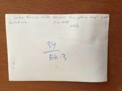 VEHBİ KOÇ'UN ORİJİNAL FOTOĞRAFI - 18 x 12 cm EBADINDA - VEHBİ KOÇ ve HULKİ ALİSBAH, KOÇ YATIRIM SANAYİİ ŞİRKETİ TOPLANTISINDA AYNI KAREDEYKEN ÇEKİLMİŞ BİR KARE, 3 NİSAN 1978