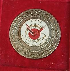 Kıbrıs Barış Harekatı 10 . Yıl Hatıra Madalyon Kadife Kutusunda