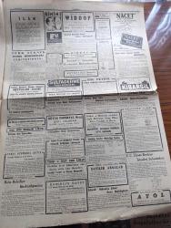 Cumhuriyet Gazetesi - 17 Kasım 1949 - İran şahının seyahati Cumhuriyet Başmakale - başbakana yapılan darbei hükümet ihbarı - darbei hükümet meselesinde adı geçen emekli general Sadık Aldoğan fotoğraf - ihbar yapan Reşat Aydınlı fotoğraf - hükümet darbesi meselesi üzerine İstanbul'da yapılan tahkikat ve dünkü araştırmalar - Nuri Leflef ile Fuat Arna'nın evleri arandı - Nihat Erim'in seyahatine dair soru - Moskova'da 3 yıl yazan Bedell Smith yazı dizisi - Birleşmiş milletler'de dün yapılan teklif - tiyatro bir komiser geldi yazan Lütfü Ay - Atatürk kitap sergisi - Yunan başbalerini Katiana Varanti Ankara dans resitali Cumhurbaşkanı İsmet inönü'de katıldı fotoğraf - mukavelelerini imza etmeyen şehir tiyatro artistleri - ölmeyen aşk filmi Saray ve İnci sinemalarında - Türkiye Suriye milli maçı - Turgut Reis yazan Halikarnas balıkçısı yazı dizisi - pul koleksiyoncularının çayı - Nacet traş bıçağı - bugünkü radyo programı - İstanbul Belediyesi Şehir Tiyatrosu programı - Garanti Bankası