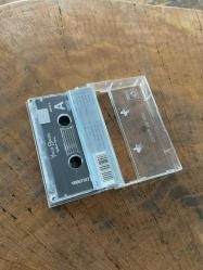 YAVUZ BİNGÖL - ÜŞÜDÜM BİRAZ - KASET