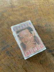 KAYAHAN - EMRİN OLUR - KASET (JELATİNİNDE)