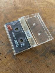 İBRAHİM TATLISES - AT GİTSİN - KASET