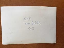 VEHBİ KOÇ'UN ORİJİNAL FOTOĞRAFI - 18 x 12 cm EBADINDA - VEHBİ KOÇ BİR DAVETİYEDE KONUKLARLA BİRLİKTE NEŞE İÇİNDE SOHBET EDERKEN ÇEKİLMİŞ BİR KARE