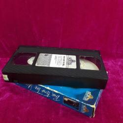 PINK FLOYD THE WALL MGM / UA HOME VIDEO HI-FI STEREO VIDEOPHONIC VHS VİDEO KASET