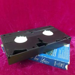 PINK FLOYD THE WALL MGM / UA HOME VIDEO HI-FI STEREO VIDEOPHONIC VHS VİDEO KASET