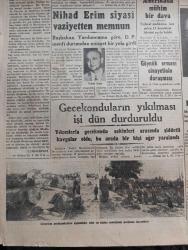 Cumhuriyet Gazetesi - 15 Ekim 1949 - Hindistan ve Amerika Cumhuriyet Başmakale - ara seçim İstanbul'da ve 11 ilde yarın yapılıyor  - Amerikalı gözüyle bizde zirai kalkınma - Marshall Planı halk müşavere heyeti üyesi Johnston köylümüzü çok uyanık buldu - Amerikalı askeri yardım heyeti başkanı Mc Bride Pozantı civarında yediği konserveden zehirlendi - Churchill'in Attlee'ye hücumları - Nihat Erim siyasi vaziyetten memnun - Zeytinburnu'nda çatışmadan dolayı gecekonduların yıkılması işi durduruldu fotoğraf - futbol maçlarında müşterek bahse müsaade edilmedi - Fenerbahçe vefa maçı - İnönü stadında Galatasaray Emniyet hakem Sulhi Garan - Galatasaray'ın tertip ettiği boks maçları - Rauf Orbay'ın namzetliği yazan Burhan Felek - Turgut Reis yazan Halikarnas balıkçısı yazı dizisi - ses opereti anafor - Hamiyet Yüceses Sadi Işılay İzzettin Ökte her akşam Taksim kristal'de - Nuriye Koç Muazzez Yanıkses Neriman İyiol Hafız Selim her akşam bebek Yalı gazinosunda - İstanbul Ankara Radyosu programı