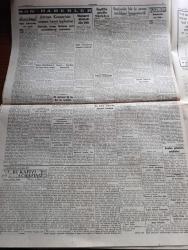 Cumhuriyet Gazetesi - 17 Ağustos 1949 - bir dost gözüyle yazan Nadir Nadi Başmakale - Suriye'de bir iç savaş tehlikesi baş gösterdi - İsmet İnönü Ege'de köylülerle konuşuyor fotoğraf - Zaim'in hükümet darbesinden sonra Şam sokaklarında dolaşan zırhlı birlikler fotoğraf - Etimesut hava alanındaki faciada hayatını kaybeden İngiliz havacıların cenazeleri Ankara'da kaldırıldı fotoğraf - balat'ta kurulacak ekmek fabrikası hazırlıkları - üniversiteli gençlerin askerlik kampı Bakırköy'de fotoğraf - bulgarım makedonyasında İsyan havası esiyor - İstanbul'a gelen Suriyeli talebeler Taksim abidesine çelen koyarlarken fotoğraf - yeni bir hastalık yazan doktor Kemal Saraçoğlu - gelir vergisine tabi olanlar ve olmayanlar yazan Esat Tekeli - Rüzgar gibi geçti kitabının yazarı Margaret Mitchell öldü - demokraside arz-ı hulus yazan Burhan Felek - Sabite Tur Suzan Güven ve Ahmet Yatman Kızıltoprak sahil Gazinosu'nda - bugünkü radyo programı - İstanbul Şehir açıkhava tiyatrosunda oyun içinde oyun