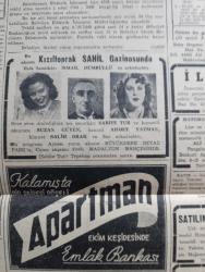 Cumhuriyet Gazetesi - 17 Ağustos 1949 - bir dost gözüyle yazan Nadir Nadi Başmakale - Suriye'de bir iç savaş tehlikesi baş gösterdi - İsmet İnönü Ege'de köylülerle konuşuyor fotoğraf - Zaim'in hükümet darbesinden sonra Şam sokaklarında dolaşan zırhlı birlikler fotoğraf - Etimesut hava alanındaki faciada hayatını kaybeden İngiliz havacıların cenazeleri Ankara'da kaldırıldı fotoğraf - balat'ta kurulacak ekmek fabrikası hazırlıkları - üniversiteli gençlerin askerlik kampı Bakırköy'de fotoğraf - bulgarım makedonyasında İsyan havası esiyor - İstanbul'a gelen Suriyeli talebeler Taksim abidesine çelen koyarlarken fotoğraf - yeni bir hastalık yazan doktor Kemal Saraçoğlu - gelir vergisine tabi olanlar ve olmayanlar yazan Esat Tekeli - Rüzgar gibi geçti kitabının yazarı Margaret Mitchell öldü - demokraside arz-ı hulus yazan Burhan Felek - Sabite Tur Suzan Güven ve Ahmet Yatman Kızıltoprak sahil Gazinosu'nda - bugünkü radyo programı - İstanbul Şehir açıkhava tiyatrosunda oyun içinde oyun