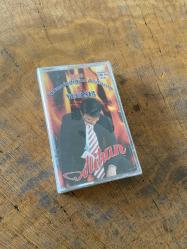 ALİHAN 2003 - YAKAMADIĞIM ANILARIM / VEFASIZ - KASET (JELATİNİNDE)