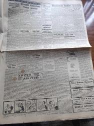 Cumhuriyet Gazetesi - 20 Aralık 1946 - demokrasiye veda mı yazan Nadir Nadi Başmakale - demokratlar dünkü meclise gelmediler - Demokrat Parti meclis grubu dün 8 saat toplantı halindeydi - dünkü mecliste kabul edilen bütçeler - Demokrat Parti milletvekilleri ile bağımsızlar Millet meclisi'nin evvelki günkü toplantısında fotoğraf - Millet meclisinde başbakan Recep Peker Başbakan yardımcısı Mümtaz Ökmen ile görüşüyor fotoğraf - sosyalist partisinin Adana şubesi de kapatıldı - Zekeriya ve Sabiha Sertel nezarete alındı ve ardından serbest bırakıldı - yüksek okullarda askerlik dersleri - Cemal Nadir Karikatür - Hamdullah Suphi Tanrıöver Nutuk söylerken fotoğraf - Şeytanidis Ve Visvardis tokatlıyan salonlarında - at yarışları koşuların tahminleri - Yavuz Sultan Selim Ağlıyor yazan Feridun Fazıl Tülbentçi yazı dizisi - sade bir zabıta vakası mıdır yazan Burhan Felek - Nil havzası milletleri Federasyonu - İngiltere boks şampiyonu Bruce Woodcock Joe Louis'le dövüşmek istiyor - Kemalist 2. Sayı