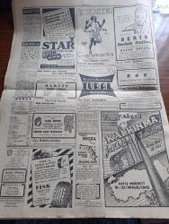 Cumhuriyet Gazetesi - 20 Aralık 1946 - demokrasiye veda mı yazan Nadir Nadi Başmakale - demokratlar dünkü meclise gelmediler - Demokrat Parti meclis grubu dün 8 saat toplantı halindeydi - dünkü mecliste kabul edilen bütçeler - Demokrat Parti milletvekilleri ile bağımsızlar Millet meclisi'nin evvelki günkü toplantısında fotoğraf - Millet meclisinde başbakan Recep Peker Başbakan yardımcısı Mümtaz Ökmen ile görüşüyor fotoğraf - sosyalist partisinin Adana şubesi de kapatıldı - Zekeriya ve Sabiha Sertel nezarete alındı ve ardından serbest bırakıldı - yüksek okullarda askerlik dersleri - Cemal Nadir Karikatür - Hamdullah Suphi Tanrıöver Nutuk söylerken fotoğraf - Şeytanidis Ve Visvardis tokatlıyan salonlarında - at yarışları koşuların tahminleri - Yavuz Sultan Selim Ağlıyor yazan Feridun Fazıl Tülbentçi yazı dizisi - sade bir zabıta vakası mıdır yazan Burhan Felek - Nil havzası milletleri Federasyonu - İngiltere boks şampiyonu Bruce Woodcock Joe Louis'le dövüşmek istiyor - Kemalist 2. Sayı