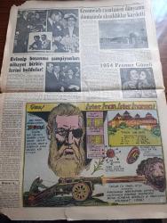 Cumhuriyet Pazar Gazetesi - 7 Şubat 1954 - hadiselerden ilhamlar sesli gazeteler - yaşadığımız şehir hayvanları eziyet sözde yasak yazan Kazım Kip - renkli karikatür - haftanın ansiklopedisi kazalar - küçük Kral çizen O. Soglow - dünya edebiyatından seçme hikayeler sinek yazan Katherine Mansfield - tarihten fıkralar derleyen Hakkı Ercan - Elizabeth Taylor yorgun düştü fotoğraf - Orson Welles boğa ile Charlie Chaplin ayı ile boğuştular fotoğraf - Gina Lollobrigida büyük oyunda fotoğraf - yeni Türk filmlerinden sahneler - Safiye Sultan filminde Cahit Irgat Atıf kaptan Feridun Çölgeçen Hulusi kentmen fotoğraf - bu kadın benimdir filminden bir fotoğraf - yağmur ve Rita Hayworth fotoğraf - Ev Kadın Moda - Tarihe Malolmuş Kadınlar Yazan Mustafa Baydar - Japonya'nın belini kıran leyte savaşında Samar muharebesi - evlenip boşanma şampiyonları nihayet birbirlerini buldular - Barbara Hutton İkinci kocası Danimarkalı Kont Reventlow ile fotoğraf -  1954 Fransız güzeli İrene Trune fotoğraf