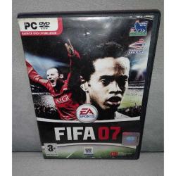 Pc oyun Fifa 07. Orijinal. Kitapçık mevcut. Kutu ve Cover 10 üzerinden 9.