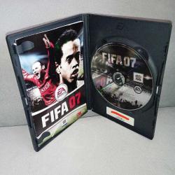 Pc oyun Fifa 07. Orijinal. Kitapçık mevcut. Kutu ve Cover 10 üzerinden 9.