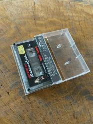 ZERRİN ÖZER - SEVİLDİĞİNİ BİL - KASET + POSTER
