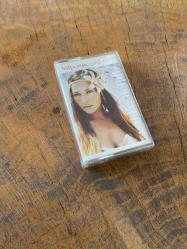 HÜLYA AVŞAR - 2002 / AŞIKLAR DELİDİR - KASET (JELATİNİNDE)