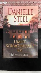 UMUT SOKAĞINDAKİ EV - DANIELLE STEEL - REMZİ KİTABEVİ BİRİNCİ BASIM 2001
