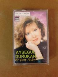 AYŞEGÜL DURUKAN - BİR GARİP AŞIĞIM BEN - KASET**