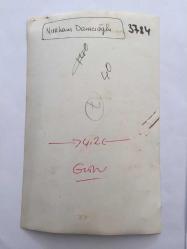 KANTO EFSANESİ NURHAN DAMCIOĞLU'NUN ORİJİNAL 2'Lİ FOTOĞRAF SETİ - 18 x 12 cm EBADINDA - NURHAN DAMCIOĞLU'NUN PARMAĞINDAKİ YÜZÜKLERİ GÖSTEREN ve POZ VERİRKEN ÇEKİLMİŞ 2 FARKLI KARE
