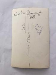 KANTO EFSANESİ NURHAN DAMCIOĞLU'NUN ORİJİNAL FOTOĞRAFI - 14,5 x 10 cm EBADINDA - NURHAN DAMCIOĞLU SAHNEDE DANS EDERKEN ÇEKİLMİŞ BİR KARE