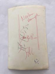 KANTO EFSANESİ NURHAN DAMCIOĞLU'NUN ORİJİNAL FOTOĞRAFI - 18 x 12 cm EBADINDA - NURHAN DAMCIOĞLU SAHNEDE ŞARKI OKURKEN ÇEKİLMİŞ BİR KARE