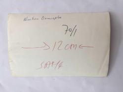 KANTO EFSANESİ NURHAN DAMCIOĞLU'NUN ORİJİNAL FOTOĞRAFI - 18 x 12 cm EBADINDA - NURHAN DAMCIOĞLU DENİZ KENARINDA İSKELE ÜZERİNDE ÇEKİM YAPARKEN ÇEKİLMİŞ BİR KARE