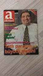 AKTÜEL  HAFTALIK HABER DERGİSİ - SAYI:1 - 29 OCAK - 1998 -  ÇAKAL CARLOS MÜSLÜMAN OLDU – KENAN SEFA’NIN SERVET İMPARATORLUĞU – SÜREYYA AYHAN: “SON İKİ METRE KOŞMADIM” – 12 DEV ADAM POSTERİ: MİLLİ TAKIM SOYUNMA ODASINDAN RENKLİ KARELER – HARUN ERDENAY’IN ANTRENMAN KAYTARMALARI – MİRSAD TÜRKCAN AKTÜEL’E SOYUNDU – MEHMET AĞAR’IN BASKETBOL TUTKUSU – AYDIN ÖRS’TEN “SAKİN GÜÇ” ANALİZİ – ŞAFAK PAVEY’İN RALLİ TUTKUSU – “CIA’NIN SEKS KÖLESİ” DOSYASI – MUNGAN VE MAGDEN’E AĞIR ELEŞTİRİLER – TARİKATIN PARASI – ÇOK SEÇENEKLİ TATİL REHBERİ – “YEŞİL HAPİSTE” DOSYASI – “ŞEYTAN SOFRASINDA MELEK”: CHARLIZE THERON – AL PACINO: “AZAPTA GEREK” – KUNDERA’NIN KASLARINA DİRENİŞ – “HOŞGELDİN YARIN” – DEVRİK KRALLAR DERNEĞİ – CAZ VE HİCAZ – “ZEHRA BEBEK” DOSYASI: REFAH KURBANI –  ÇAKAL CARLOS – KENAN SEFA – SÜREYYA AYHAN – HARUN ERDENAY – MİRSAD TÜRKCAN – MEHMET AĞAR – AYDIN ÖRS – KEREM GÖNLÜM – ÖMER ONAN – KAYA PEKER – HAKAN KESEROĞLU – HİDAYET TÜRKOĞLU – ŞAFAK PAVEY – AHMET ALTAN – CHARLIZE THERON – 130 SAYFA