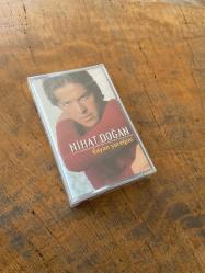 NİHAT DOĞAN - DAYAN YÜREĞİM - KASET (JELATİNİNDE)