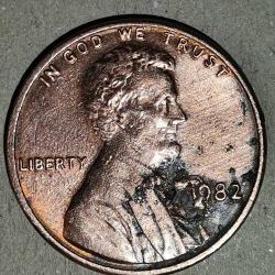 AMERİKA 1982  1 CENT    2,5 GRAM   (YAYGIN CENTLER  3,11 GRAM)