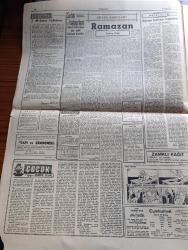 Cumhuriyet Gazetesi - 16 Ocak 1964 - Dün çalışmalarına başlayan Londra konferansı'nda Sandys konuşma yaparak İngiliz görüşünü açıkladı - ilk hedef Kıbrıs adası'nda çarpışmalara son vermek - Kıbrıs adasındaki Rum televizyon ve radyoları ağız değiştirdi - Rumlar tarafından öldürülerek gömülen Türklere ait cesetlerden biri çıkarılırken fotoğraf - Yeni Türkiye Partisi İstanbul Teşkilatı topyekün istifa etti - Zeytinburnu'nda salgın hastalığa yakalanan 500 kişiden 53'ü hastaneye kaldırıldı - midas'ın kulakları yazan İlhan Selçuk - Hindu ve Müslümanlar arasındaki çarpışmalarda 109 kişi öldü - Zengibar isyanını Fidel Castro mu yaptı - arena'da bir Bernard Shaw  Sezar Ve Kleopatra - Yıldırım Önal Sezar rolünde fotoğraf - İlhan  İskender armağanı Bu yıl Ayla Algan ile Genco Erkal'a verildi fotoğraf - Müşfik Kenter Tuncel Kurtiz Erol günaydın Sema Özcan prova'da fotoğraf - Gazanfer Özcan Gönül Ülkü Topluluğu muhteşem serseri oyunu başlıyor fotoğraf - Lefter Küçükandonyadis takımını  kurtarıyor