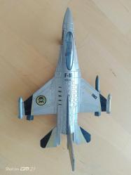 F-16 METAL savaş uçağı (20 - 14 cm)