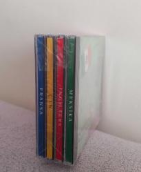 4 ADET ÜLKENİN GELENEKSEL MÜZİK CD ALBÜMÜ.  1-MEKSİKA, 2-İNGİLTERE, 3-ÇİN 4-FRANSA . SIFIR ALBÜM SERİSİ. KOLEKSİYONLUK