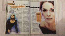 AKTÜEL  HAFTALIK HABER DERGİSİ - SAYI: 565 - 16-22 MAYIS 2002 -  MAZHAR ALANSON’DAN İLK SOLO ALBÜM: “PİSKOPAT”TA CEM YILMAZ EŞLİĞİ – SOSYETENİN YENİ TUTKUSU: GÜNEYDOĞU TURLARI – “İTİRAF” FİLMİ: ALDATMA ÜZERİNE YORUMLAR – BBG EVİ FANLARI: MASLAK’TA HOLİGAN GÖRÜNTÜLERİ – “OKAN LE PEN, EROL DERVİŞ KÖY DELİKANLISI”: POPÜLER KÜLTÜR ANALİZİ – DSP’DE LİDERLİK TARTIŞMASI: “GENEL BAŞKAN OLUR, LİDER OLMAZ” – ZUHAL OLCAY: “ACITMAKTAN ZEVK ALIYORUM” – CEVAT BEY VE FENOMEN MARKETİ: SOSYETE ALIŞVERİŞ ROTASI – TURGAY BİÇER’DEN MOTİVASYON: “MENTOR HALKA İNDİ” – SINIR TANIMAYAN GAZETECİLER: TÜRKİYE’Yİ SINIRLANDIRAN HARİTA – XANAX DOSYASI: “EN POPÜLER SAKİNLEŞTİRİCİ” – KIYAMET ALAMETLERİ: DEPREM BENZETMELİ UYARILAR – AYŞE ÖZGÜN: “DANSÖZKEN MANKEN OLMUŞ GİBİYİM” – DENZEL WASHINGTON’DAN “HER ŞEY OĞLUM İÇİN” – BOMFUNK MC’S İSTANBUL’DA – TAKSİM SOHO’DA BİR GECE – BU HALAT’A ASILIN: GÜN BOYU YEMEK KEYFİ – İSTANBUL TİYATRO FESTİVALİ – ASTROLOJİ, AŞK, MESK VS. – STAR WARS II POSTERİ HEDİYE –   98  SAYFA