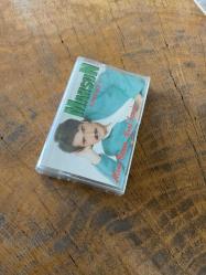 MAHSUN KIRMIZIGÜL - ALEM BUYSA KRAL SENSİN - KASET