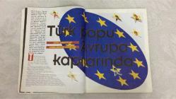 AKTÜEL  HAFTALIK HABER DERGİSİ - SAYI:158 - 14-20 TEMMUZ - 1994 -  HÜSEYİN BAYBAŞİN “EROİN İŞİNDE POLİS DE VAR” DİYEREK AKTÜEL’E ÇARPICI İDDİALARDA BULUNDU – İSTANBUL’DAKİ ALTI BARAJDAN ÜÇÜ DEVRE DIŞI, VAROLAN SU SADECE 100 GÜNLÜK – TANSU ÇİLLER’İN MALVARLIĞI TBMM’DE GÖRÜŞÜLÜYOR, SERVETİN KAYNAĞI TARTIŞMA KONUSU – DENİZ ARCAK VE BEN DENİZ AVRUPA’DA MTV’YE ÇIKTI, TÜRK POPU SINIRLARI AŞIYOR – ORGAN MAFYASI DOSYASINDA PEDRO’NUN KAYIP BÖBREĞİ VE NEŞTER İZLERİ ORTAYA ÇIKTI – JOAN CHEN HOLLYWOOD’DA “CENNET VE YERYÜZÜ” FİLMİYLE GÜNDEMDE – GENCAY GÜRÜN “EROL KESKİN İYİ NİYETLİ AMA İŞBİRLİKÇİ” SÖZÜYLE SİYASETTE TARTIŞMA YARATTI – EROL SİMAVİ’DEN ŞİRKET ALANLARIN BAŞINA GELENLER “ALAN YANIYOR” BAŞLIĞIYLA AKTÜEL’DE – KRİSTAL ELMA YARIŞMASI REKLAM DÜNYASINDA HEYECAN YARATTI – MARLBORO TRAVELS ABD TURUNU 2247 DOLARA SUNUYOR, DISNEYLAND’DAN BÜYÜK KANYON’A RÜYA GİBİ GEZİ – TÜRK HAVA YOLLARI’NDA PART-TIME ÇALIŞAN GENÇLER PARA KAZANIP DÜNYAYI GEZİYOR –  146  SAYFA