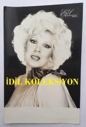 MEDİHA ŞEN SANCAKOĞLU'NUN ORİJİNAL FOTOĞRAFI - 14 x 9 cm EBADINDA - MEDİHA ŞEN SANCAKOĞLU STÜDYODA POZ VERİRKEN ÇEKİLMİŞ BİR KARE, STÜDYO EROL, ANKARA