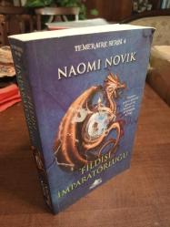 Fildişi İmparatorluğu / Temeraire Serisi-4