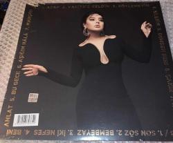 Ebru Gündeş  Aşığım Hâlâ  Limited Edition Plak  LP  PLAK SIFIR JELATİNLİ yeni  2024