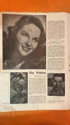 RADYO TEKNİĞİNDEN VE YAYINLARINDAN BAHSEDEN DERGİ, MECMUA  SAYI : 64 - NİSAN 1947 - HASAN REFİK ERTUĞ - RECEP PEKER - İSMET İNÖNÜ - ŞÜKRÜ SARAÇOĞLU - MUZAFFER SARISÖZEN-  HATAY’IN KURTULUŞ GÜNÜ - ANKARA PALAS - YURTTAN SESLER KOROSU - HATAY TÜRKÜLERİ - HALKEVİ EKİBİ - DAVUL ZURNA ŞİİRİ BAŞBAKAN RECEP PEKER’İN GEZİSİ - İSTANBUL ÜNİVERSİTESİ KONFERANSI - MİLLİYETÇİLİK VE İDEOLOJİLER - İZMİR HALKEVİ  -  HÜSAMETTİN U - DÜRDANE U - AY U - ER U - RADYOCU - İSMET HULUSİ - MELİH BAŞAR - SUSAN HAYWARD - TYRONE POWER - JOAN CAULFIELD - ANNABELLA - BING CROSBY - FRED ASTAIRE - SONNY TUFTS - SAMERSET MAUGHAM -  CİMRİ RADYO ALIYOR (KOMEDİ) - HÜSAMETTİN’İN RADYO MACERASI - RADYO LAMBASI - HOPARLÖR - RADYO MAĞAZASI - AİLE İÇİ TARTIŞMA - DANS VE AYAKKABI ESKİMESİ - RADYOYU MAHALLEYE DİNLETMEK - RADYO TEKNİĞİ VE TASARRUF YILDIZ - HOLLYWOOD’UN YENİ YÜZLERİ -  26 SAYFA