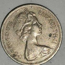 İNGİLTERE   1975  5 PENCE