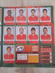 PANİNİ 2010 GÜNEY AFRİKA FİFA DÜNYA KUPASI STICKER ÇIKARTMA ALBÜMÜ  MESSI , RONALDO , DROGBA , HENRY , BENZEMA , ANELKA ,  ROONEY , LAMPARD , BECKHAM MARIO GOMEZ BALLACK MESUT ÖZİL,  RONALDİNHO  , KAKA,  ADRİANO, FERNANDO TORRES , İNİESTA , XABİ ALONSO,  PUYOL , XAVİ , RAMOS