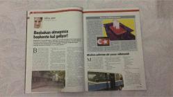 YENİ AKTÜEL  HAFTALIK HABER DERGİSİ - SAYI:22    -13-19 ARALIK 2005   -  13–19 ARALIK 2005 MOSTUROĞLU “FATİH TERİM’İ UYARMIŞTIK” DİYEREK GÜNDEM YARATIYOR – ALMANYA’DA 1.2 MİLYON MARK ÇALAN TÜRK’ÜN İTİRAFLARI DERİN DEVLETİ SARSIYOR –  DİYEN ERKEK KUMA OLAYI ŞAŞIRTICI DETAYLARLA ANLATILIYOR – ESKİ EŞTEN İCLAL AYDIN’A ELEŞTİRİ: “C, D GRUBU OKUR, ENTELEKTÜEL DEĞİL” – TUĞÇE KAZAZ’IN DİN DEĞİŞİMİ VE YUNAN EŞİYLE YAŞAMI PERİHAN MAGDEN’İN KALEMİNDEN “ORTODONTİ MEZHEBİ” VE “MARKA İHANETİ” BAŞLIKLARIYLA DEĞERLENDİRİLİYOR – “İCLAL AYDIN VE TUĞÇE KAZAZ KENDİ MARKALARINA İHANET ETTİ” YORUMU GÜNDEME DAMGA VURUYOR – YUNANİSTAN’DA TİYATRO AŞKI VE SANATA YÖNELİM “SONSUZA DEK UZATILMIŞ BİR ÇOCUKLUK” OLARAK TANIMLANIYOR – “LEVHA DEĞİŞTİRMEK” ÜZERİNDEN KİMLİK, İMAJ VE MAHREMİYET TARTIŞMASI YÜRÜTÜLÜYOR – SAĞLIK BÖLÜMÜNDE “14 SORUDA SELF-SERVİS TEDAVİ” ÖNERİLERİ SUNULUYOR -  MOSTUROĞLU – FATİH TERİM – TUĞÇE KAZAZ – YORGOS KAZAZ – PERİHAN MAGDEN – İCLAL AYDIN –130 SAYFA