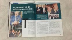 YENİ AKTÜEL  HAFTALIK HABER DERGİSİ - SAYI:56 - 18-24 MAYIS 2004 -  KAN GRUBUNA GÖRE EŞ SEÇİMİ UZAKDOĞU’DAN YAYILAN YENİ TREND OLARAK GÜNDEMDE, B GRUBU ERKEKLERİ “BENCİL VE ÖFKELİ” OLARAK TANIMLANIYOR – MEHMET ÖZ, ABD’DE “DA VINCI ŞİFRESİ”Nİ TAHTINDAN İNDİREN KİTABI “YOU: THE OWNER’S MANUAL”I SADECE YENİ AKTÜEL’E ANLATTI – “KURTLAR İMPARATORLUĞU” FİLMİNİN FRANSIZ YÖNETMENİ TÜRKLERİN FİLMİN SONUNU DEĞİŞTİRDİĞİNİ İDDİA ETTİ – KOÇ VE SABANCI GRUPLARI ARASINDAKİ REKABET GIMA SATIŞIYLA YENİDEN ALEVLENDİ, İKİ DEVİN TARİHTEKİ DÖRT BÜYÜK ÇEKİŞMESİ HATIRLANDI – İLBER ORTAYLI, TOPKAPI SARAYI MÜZESİ’NİN YENİ MÜDÜRÜ OLARAK FİLİZ ÇAĞMAN’DAN GÖREVİ DEVRALDI, “BİZ BURADA BEKÇİYİZ” DİYEREK KÜLTÜREL MİRASIN KORUNMASINA VURGU YAPTI – LIVERPOOL FUTBOL TAKIMI ŞAMPİYONLAR LİGİ FİNALİ İÇİN İSTANBUL’A GELİYOR, KULÜBÜN TARİHİ BAŞARILARI YENİDEN GÜNDEMDE – “NE MUTLU ŞİŞMANIM DİYENE” DOSYASIYLA KİLO TAKINTISI VE DİYET KÜLTÜRÜ ELEŞTİRİLİYOR – DENİZ SEKİ VE TIKTAK’IN İLK ALBÜMLERİ MÜZİK SAYFALARINDA   130   SAYFA