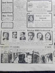 Cumhuriyet Gazetesi - 7 Ekim 1951 - Bir Maç yazan Nadir Nadi Başmakale - Başbakan Adnan Menderes Dün Batılı Üç Büyük Elçi İle Görüştü - İran Başbakan Doktor Musaddık Bugün İstanbul'dan Geçecek - İstanbul'un Kurtuluşu Dün Kutlandı fotoğraf - Kartal Halkevinin Sebep Olduğu Hadise - Şinasinin Heykelini Çalanlar Yakalandı fotoğraf - General  Bradley'in Kore cephesini teftişi esnasında General Ridgway Ve General Van Fleet hedef birlikte çekilmiş fotoğraf - Kore'de Düşman Hatlarında Dün Yeni Gedikler Açıldı - Akdeniz Olimpiyatlarında Dünkü Müsabakalar - Kulak Doktorları Kongresi - Haftanın Şakaları yazan Burhan Felek - Yeni Bir Türk Filmi Dudaktan Kalbe  - Memleket Hikâyesi Bebek Yazan Yaşar Kemal  Yazı Dizisi - Falih Rıfkı Atay Sohbetler - 30 Yıllık Hasretten Sonra Yurda Gelen Aktör Nişanyan  - Fenerbahçe Suriye Takımı Jones'i 7 0 Yendi - Ankara'da Futbol Mevsimi Açıldı - Mefharet Yıldırım Abdulah Yüce Saime Sinan bahçekapı borsa kıraathanesinde  - Stalin'in Pravdaya Beyanatı