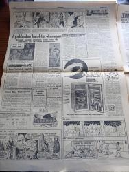 Cumhuriyet Gazetesi - 23 Ağustos 1961 - bir öğretmen Cemal Gürsel'in otomobilinin önüne atlayarak derdini anlatmak istedi - yuvarlak masa toplantısı ile ilgili temaslar yapan komisyon İstanbul'da - Dün Örfi idare kumandanlığında banka müdürleri ile yapılan toplantıdan biri görünüş - Moskova Ankara'ya gene çattı - programcı meşhurlar Adalet Partisi sözcüsü Cevdet Perin'i dün yalanladılar - Devlet Bakanı Hayri Mumcuoğlu Yeni Türkiye Partili oldu - İstanbul vali ve belediye reisi tümgeneral Refik Tulga Ordu'da kalacak - Aziz Nesin ile İhsan Adanın duruşmaları fotoğraf - Boğaziçi üzerine çalışmalar yazan Haluk Yusuf Şehsuvaroğlu - Amerikan yardımı halka indiriliyor köylere 25 bin dolara kadar yardım yapılacak - tiyatro hisar'da Hamlet yazan Lütfi Ay - Kıbrıs'ın kalkınması için plan hazırlandı - Edebi Roman Deniz Ağacı yazan Yaman Koray Yazı Dizisi - AEG buzdolabı - Palermo ve Metin Oktay fotoğraf - Fenerbahçe atletizm takımı İstanbul şampiyonu oldu - Fenerbahçe Partizan rövanşı bugün