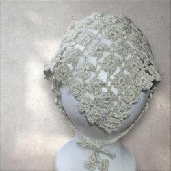 Bej Çiçek Desenli Tasarım Bandana