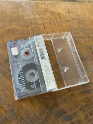 NİLÜFER - OLUR MU OLUR MU / GÖZÜNAYDIN - KASET