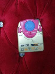 Arızalı Newstar FS-0039 FM Radyo (Çalışmıyor – Koleksiyonluk)