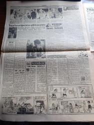 Cumhuriyet Gazetesi - 21 Ağustos 1961 - büyük değişikliğe doğru yazan Feridun Ergin Başmakale - Devlet bakanı Sıtkı Ulay'ın cumhuriyete beyanatı - 25 devletin Katıldığı 30. İzmir Enternasyonal Fuarı Dün törenle açıldı - İzmir fuarını Ticaret bakanı Mehmet Baydur açtı - Amerikan buğdayları geliyor - anayasa davası karar metninin kaleme alınması 15 gün sürecek - öncelikle görüşülecek olan orman kanunu tasarısı tamamlandı - salı günü Çanakkale ertesi gün de İstanbul boğazları altışar saat kapatılacak - 6. Uluslararası Kültür Festivali fotoğraf - Bin Kadar Katolik hacı oldu - kısa tarihinde tam altı defa yabancı işgali gören şehir Berlin yazan Hasan Ali Ediz - Berlin belediye reisi Willy Brandt'ın Kennedy'e  yolladığı mektup tahkikat konusu yapılıyor - İran şahı komünizme yenilmeyeceğini söyledi - Mersin rafinerisine ilk ham petrol dün geldi - Fenerbahçe 1 Partizan 0 fotoğraf - sonbahar konkurları başladı - Galatasaray 2 Hapoel 1 fotoğraf -  Can Bartu  dün idman yaptı - Metin Oktay sakat